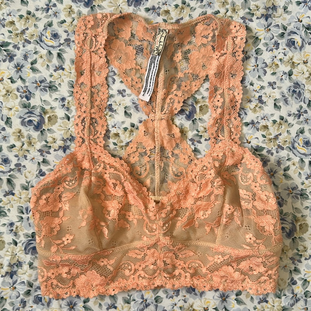 🍑 [free people] lovely lace bralette